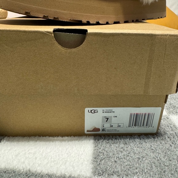 UGG Brown and Cream Mules - Disquette - Picture 6 of 6